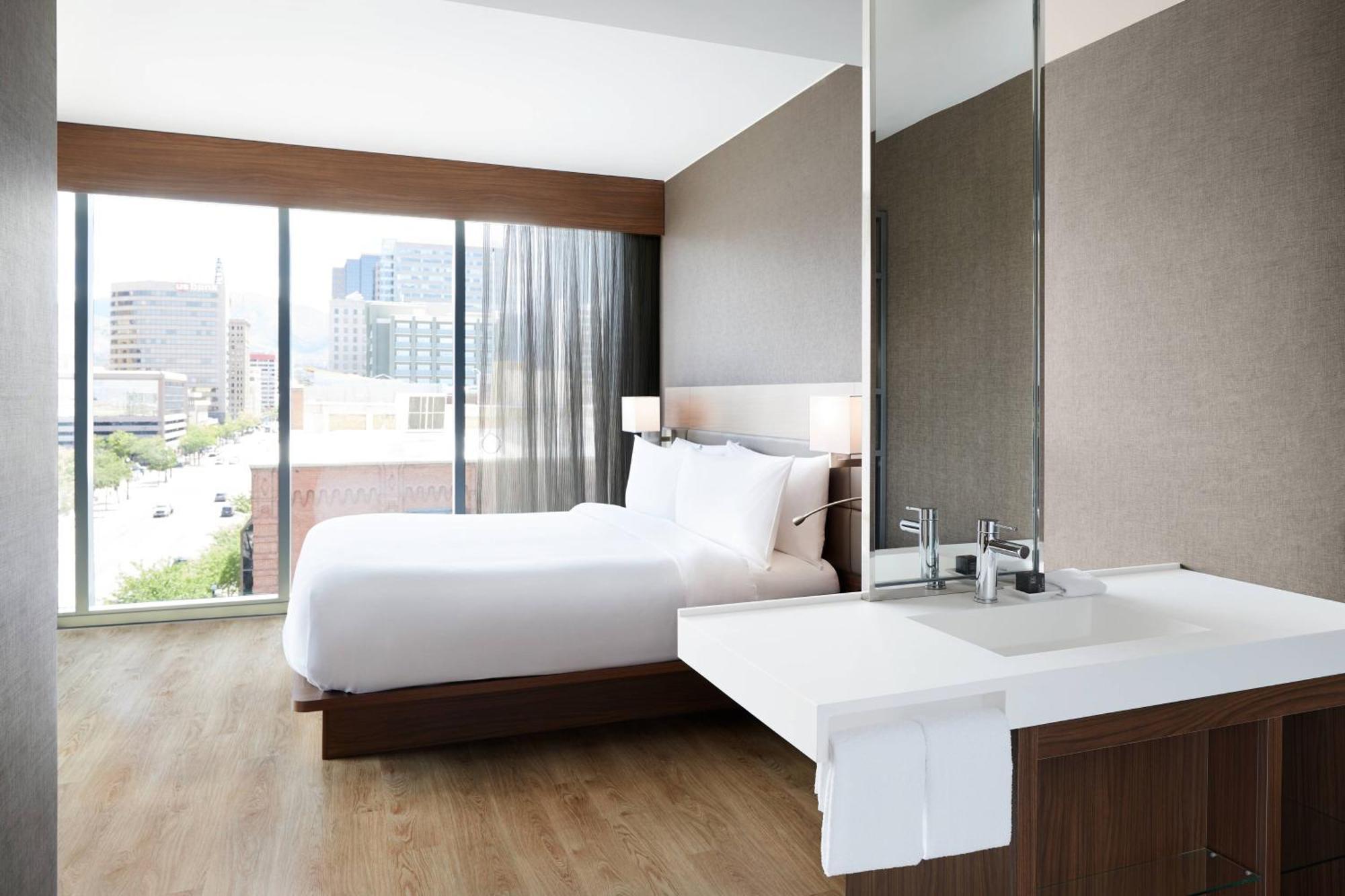 Ac Hotel By Marriott Salt Lake City Downtown Exteriör bild